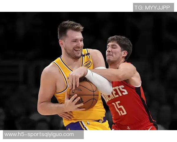 东契奇状态堪忧防守如雕像缺乏拼搏精神引发热议