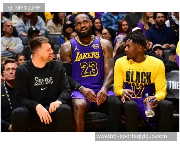 开拓者迎战湖人缺少詹姆斯和东契奇若真进步应当轻松取胜